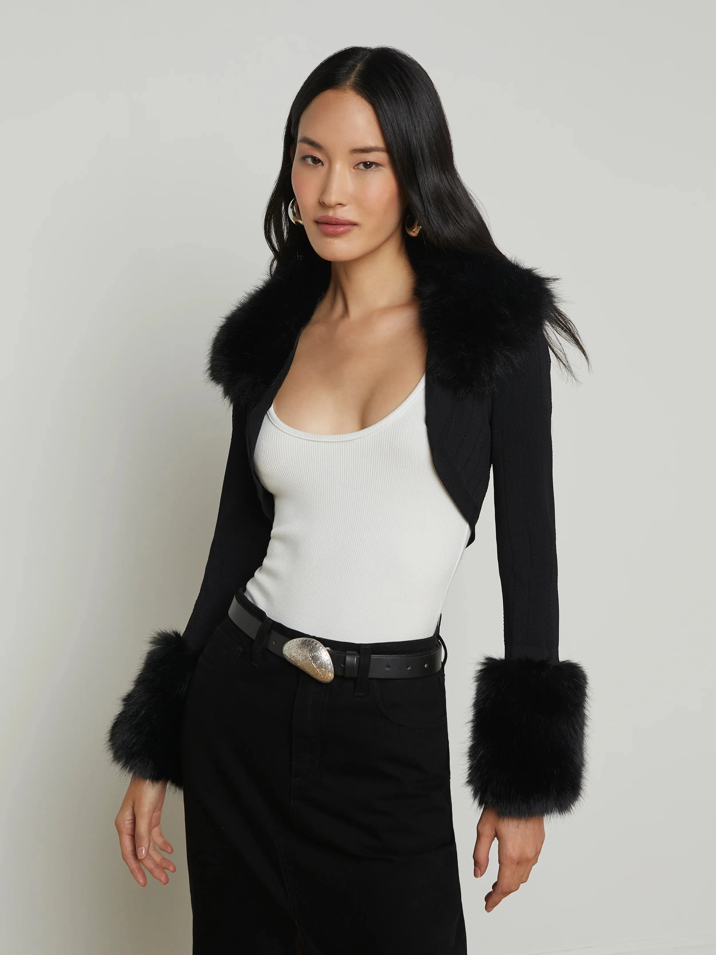 80069NXCb L'AGENCE Haru Faux Fur Shrug