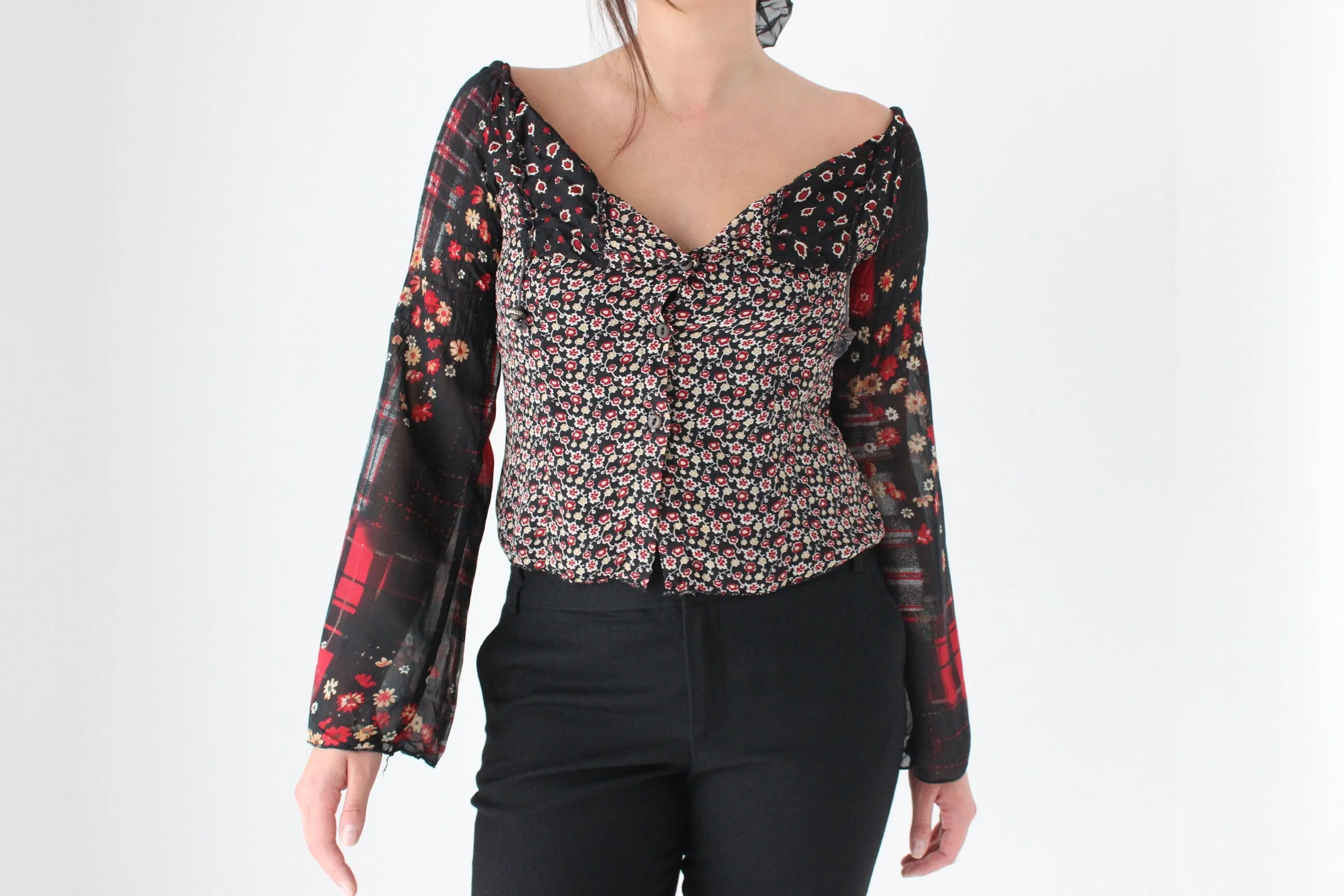 90s Italian Vintage Goth / Grunge Off Shoulder Top