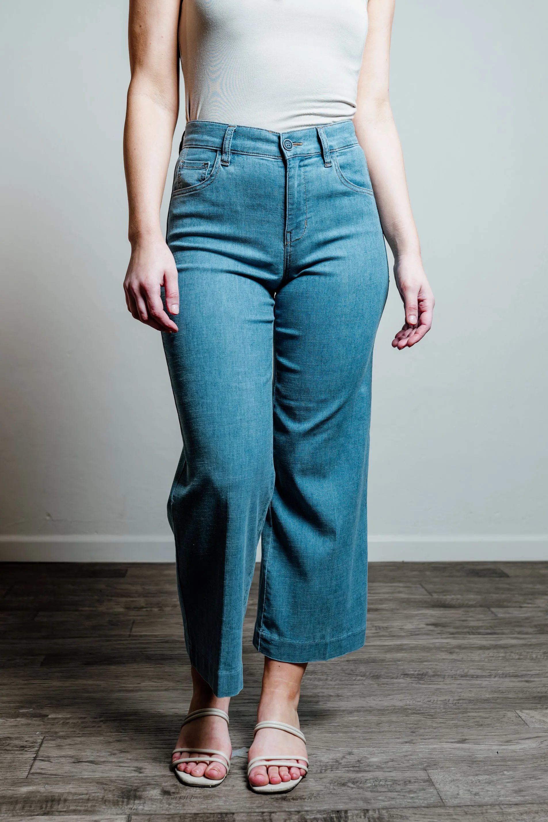 Annabelle Wide Leg Crop