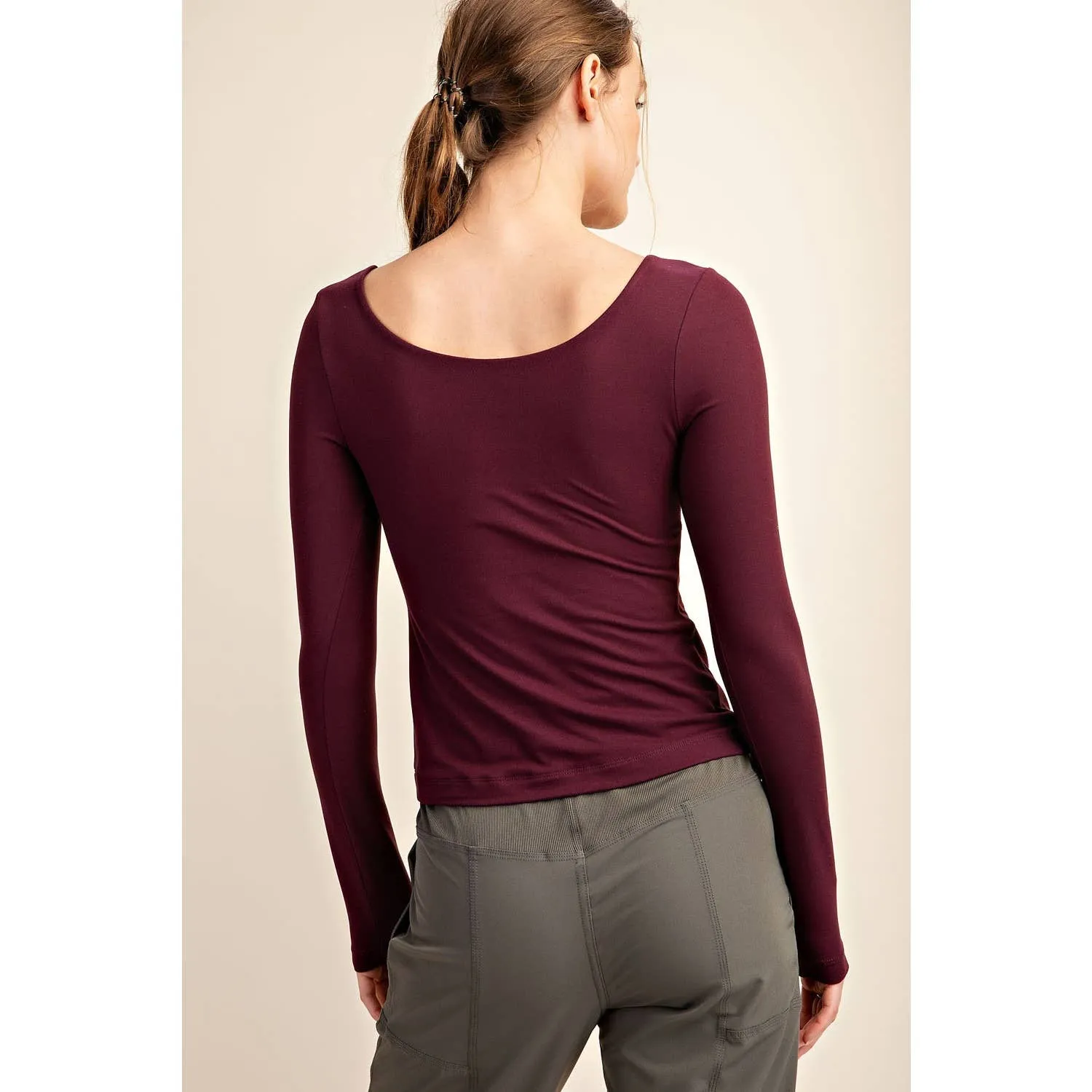 Butter Round Neck Cassis