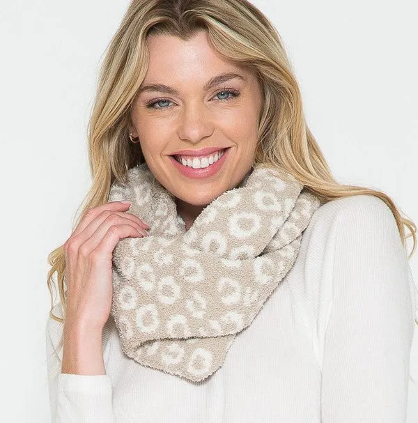 Capture Me Infinity Leopard Scarf
