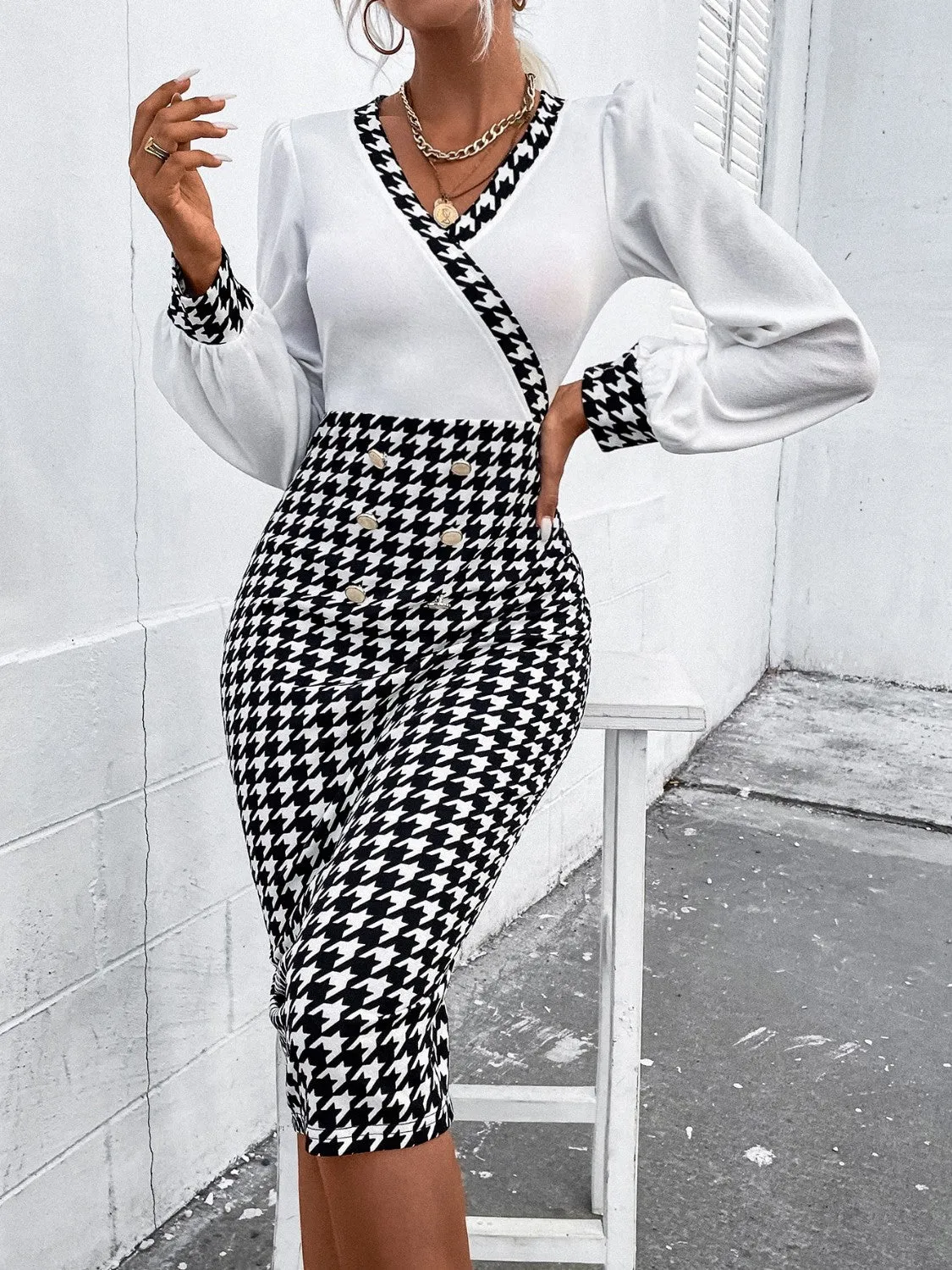 Hounds tooth Long Sleeve Slit Dress