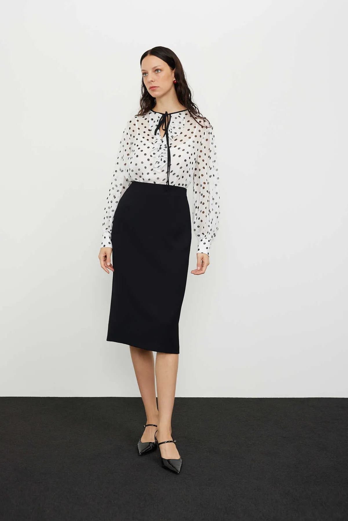 Midi Length Skirt Black