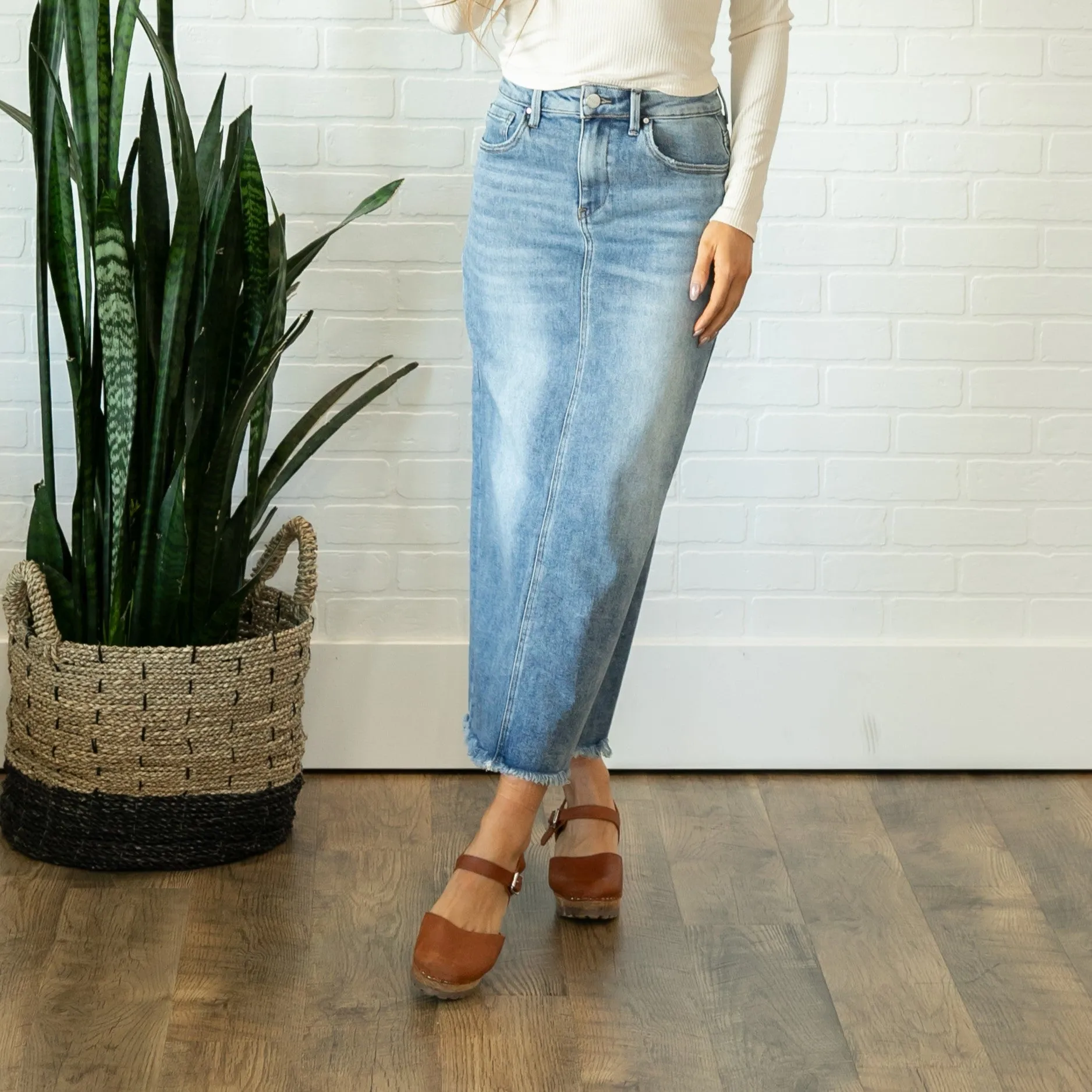 Risen High Rise Frayed Long Pencil Skirt