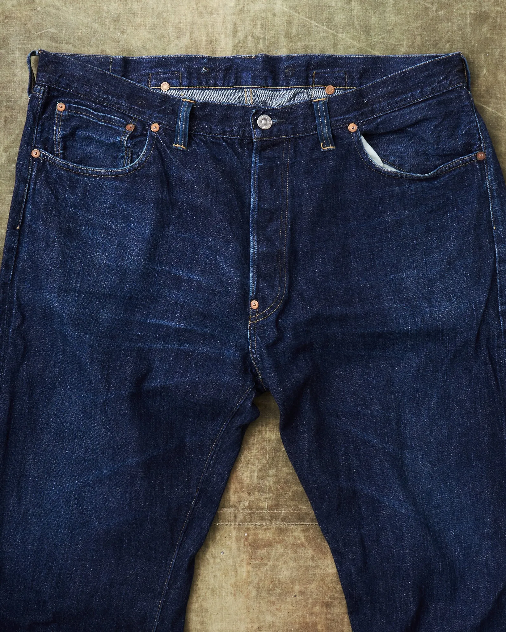 Second Hand TCB Jeans 20's Size 40