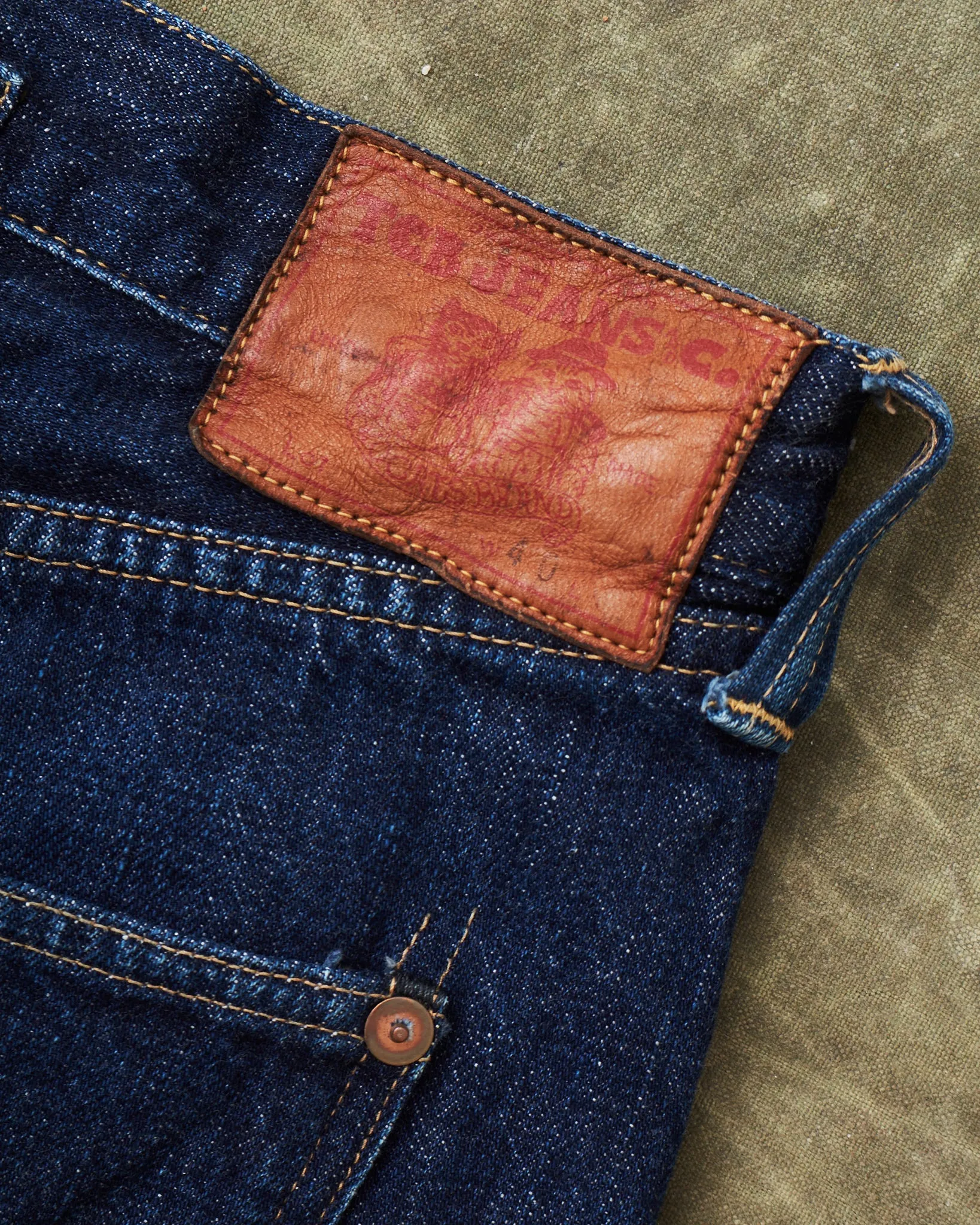 Second Hand TCB Jeans 20's Size 40