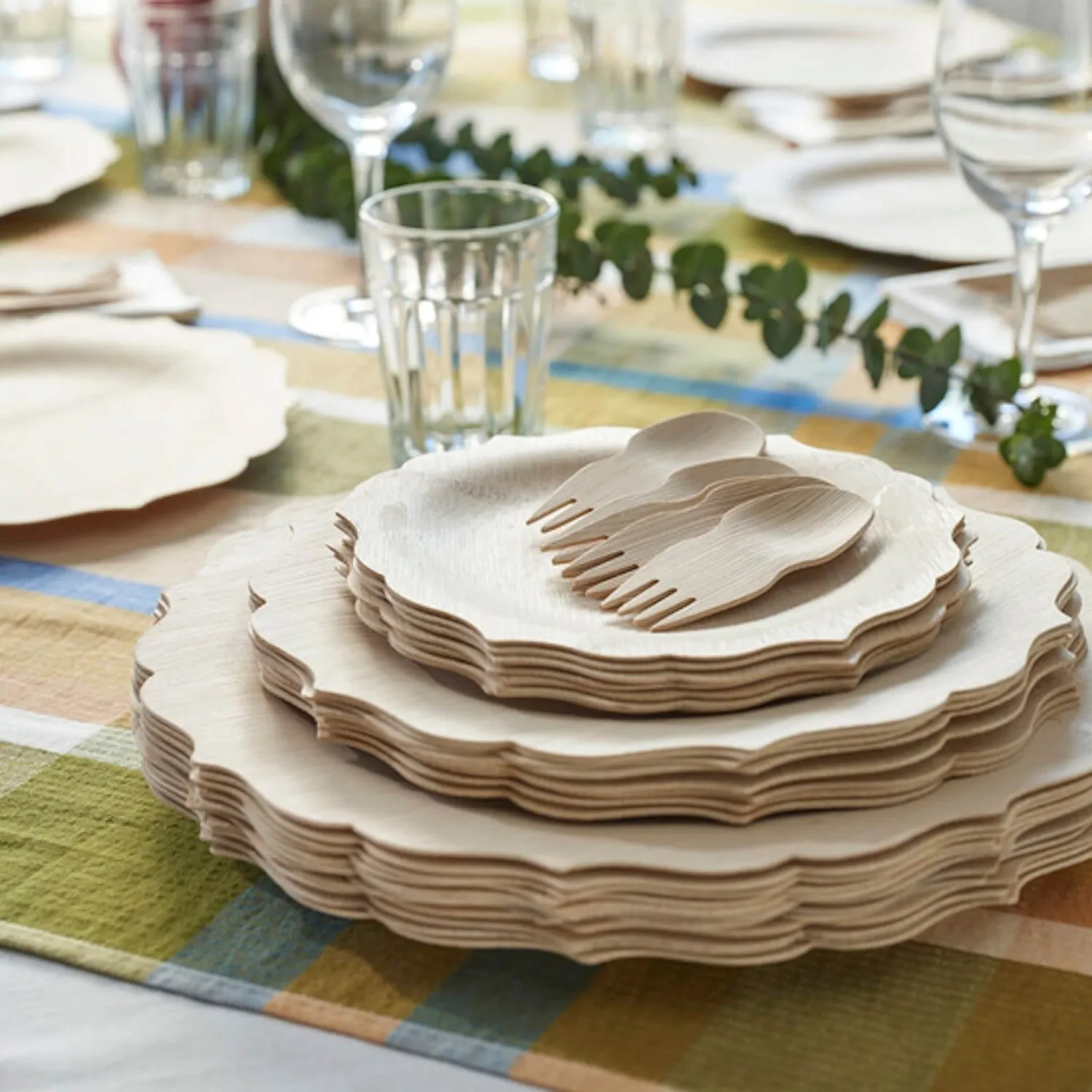 Veneerware Fancy Bamboo Plates